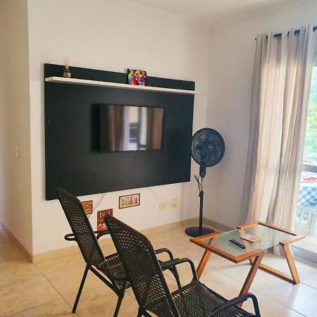 Lindo Apto Com 3 Quartos, Apenas 1 Quadra Da Praia Das Toninhas Apartment Ubatuba Ngoại thất bức ảnh