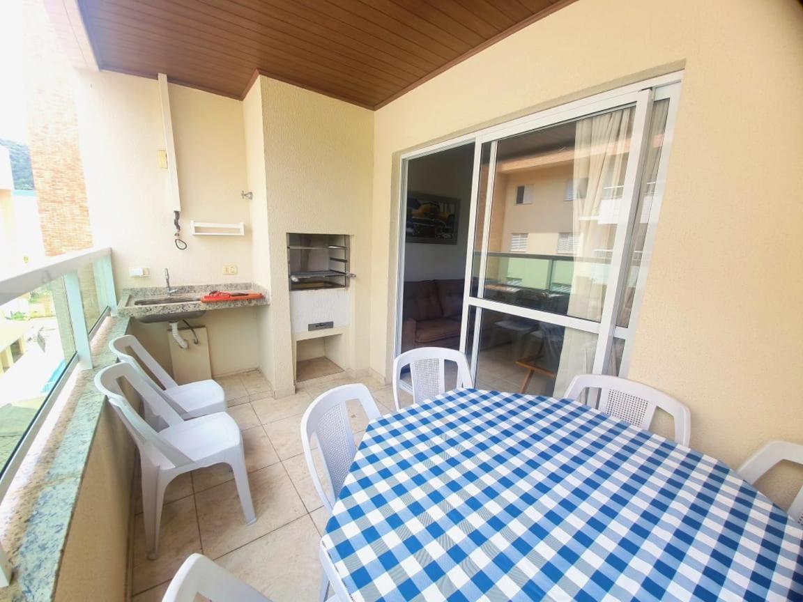 Lindo Apto Com 3 Quartos, Apenas 1 Quadra Da Praia Das Toninhas Apartment Ubatuba Ngoại thất bức ảnh